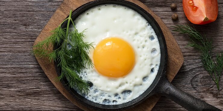 fried-eggs-in-a-frying-pan-food-breakfast-healthy-food